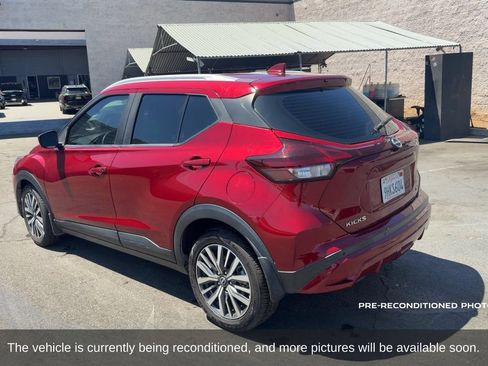 Used 2023 Nissan Kicks SV FWD image 8