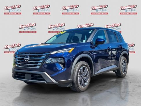 Used 2024 Nissan Rogue SV FWD image 1