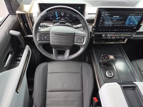 Used 2024 GMC Hummer EV 2X w/ LPO, Illumination Package AWD/4WD image 26