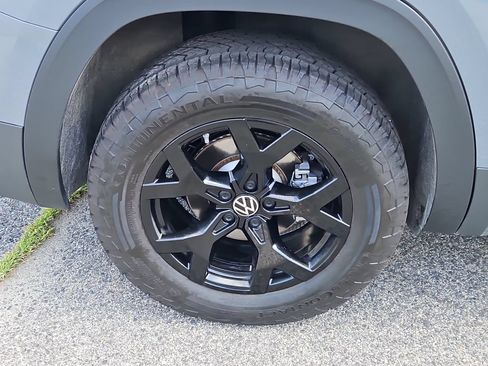 Used 2026 Volkswagen Atlas Peak Edition AWD/4WD image 9