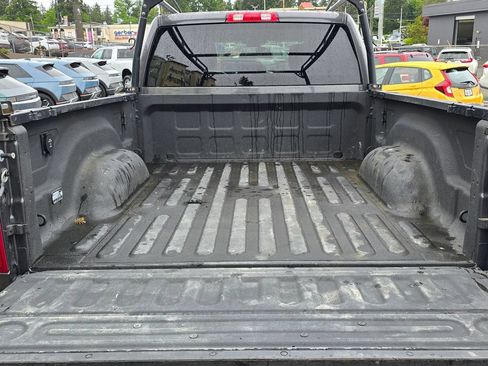 Used 2022 RAM 2500 Big Horn w/ Night Edition AWD/4WD image 13