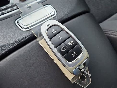 Used 2023 Hyundai Santa Fe SEL w/ Cargo Package image 34