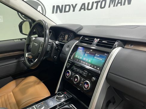 Used 2018 Land Rover Discovery HSE AWD/4WD image 18