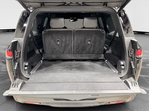 Used 2025 Rivian R1S Adventure AWD/4WD image 27