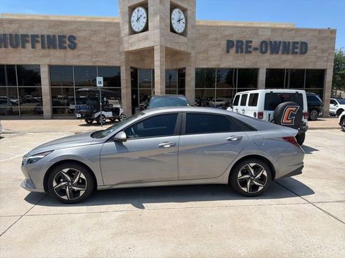 Used 2023 Hyundai Elantra SEL w/ Convenience Package FWD image 1