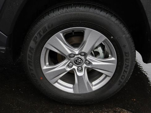 Used 2025 Toyota RAV4 XLE image 45