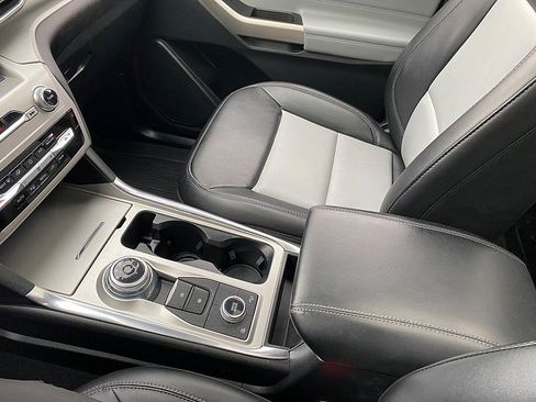 Certified 2022 Ford Explorer XLT w/ Equipment Group 202A image 57