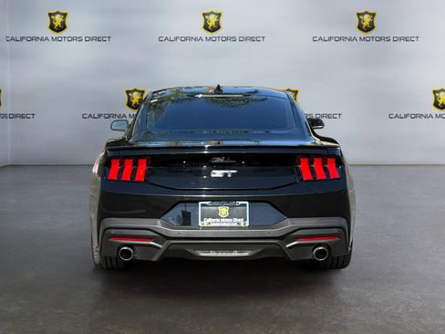 Used 2024 Ford Mustang GT Premium image 4