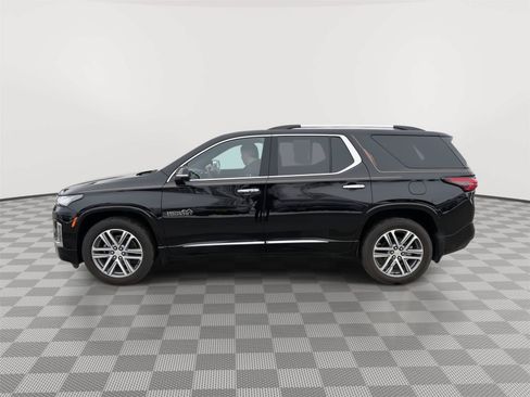 Used 2023 Chevrolet Traverse High Country w/ LPO, Floor Liner Package AWD/4WD image 7