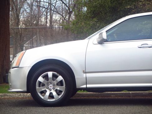Used 2008 Cadillac SRX AWD w/ Utility Package image 24