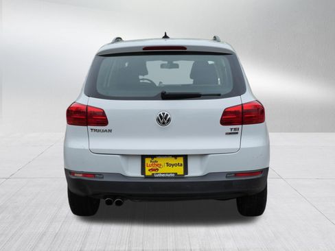 Used 2017 Volkswagen Tiguan S AWD/4WD image 6