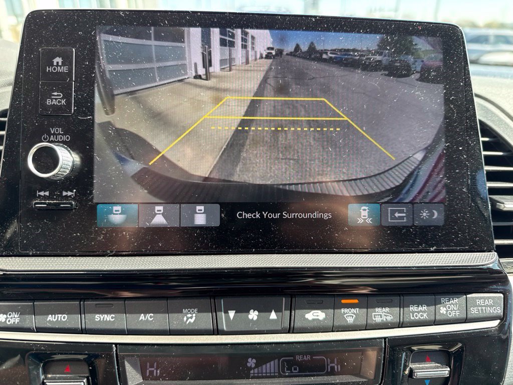 Certified 2026 Honda Odyssey Touring image 21