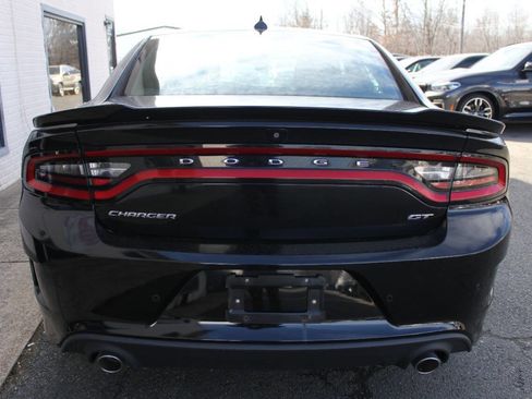 Used 2019 Dodge Charger GT image 9