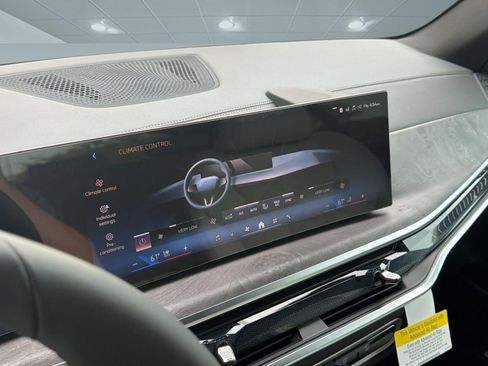 New 2026 BMW X5 sDrive40i w/ Premium Package RWD image 18