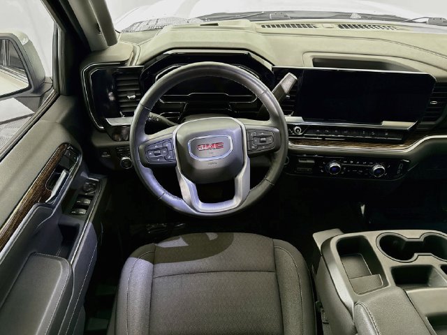 Used 2024 GMC Sierra 1500 SLE w/ Preferred Package AWD/4WD image 22