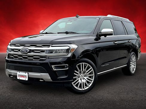 Used 2022 Ford Expedition Platinum AWD/4WD image 3
