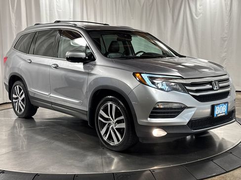 Used 2017 Honda Pilot Elite image 7