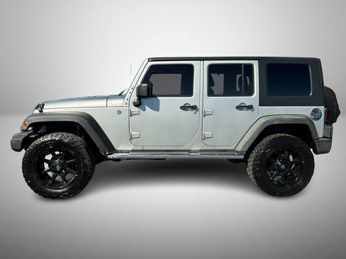Used 2011 Jeep Wrangler Unlimited Sport image 6
