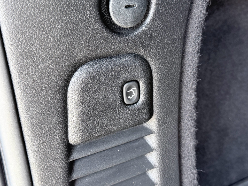 Used 2024 Dodge Durango R/T RWD image 10