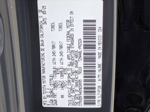 Certified 2025 Toyota Tacoma SR5 image 25