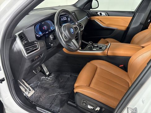 Used 2022 BMW X5 xDrive45e w/ M Sport Package image 19