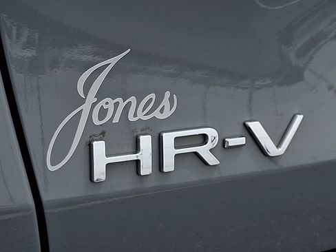 Certified 2025 Honda HR-V Sport image 29