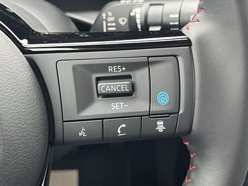 New 2026 Nissan Kicks SR w/ Cold Weather Package image 22