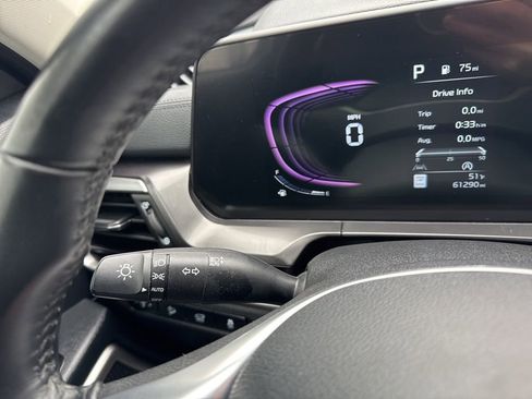 Used 2025 Kia Telluride S FWD image 22