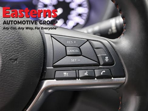 Used 2025 Nissan Sentra SR FWD image 16