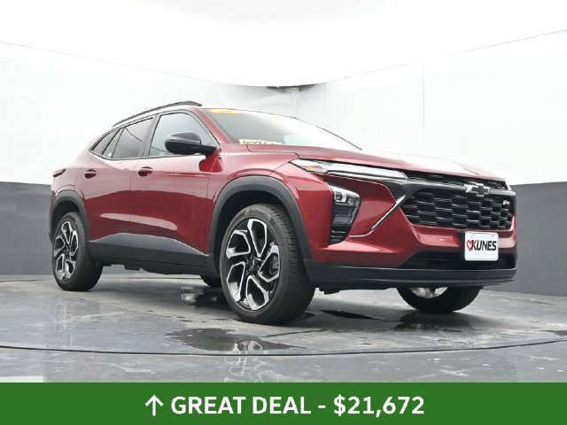 Used 2024 Chevrolet Trax RS w/ Sunroof Package FWD image 49