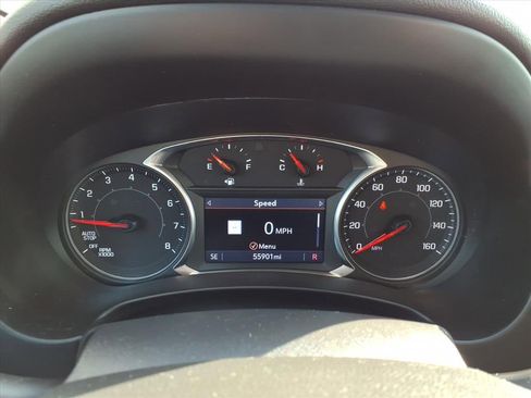 Used 2021 GMC Terrain SLE w/ Driver Convenience Package image 24