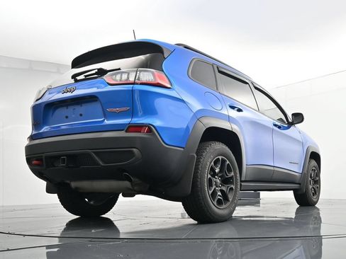 Used 2022 Jeep Cherokee Trailhawk w/ Sound & Nav Group AWD/4WD image 34