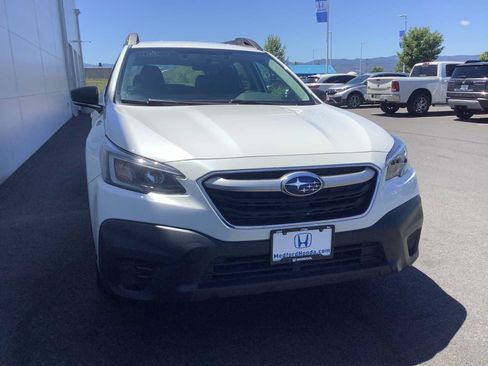 Used 2021 Subaru Outback AWD/4WD image 9
