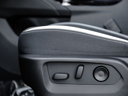 New 2025 Buick Envision Sport Touring image 12