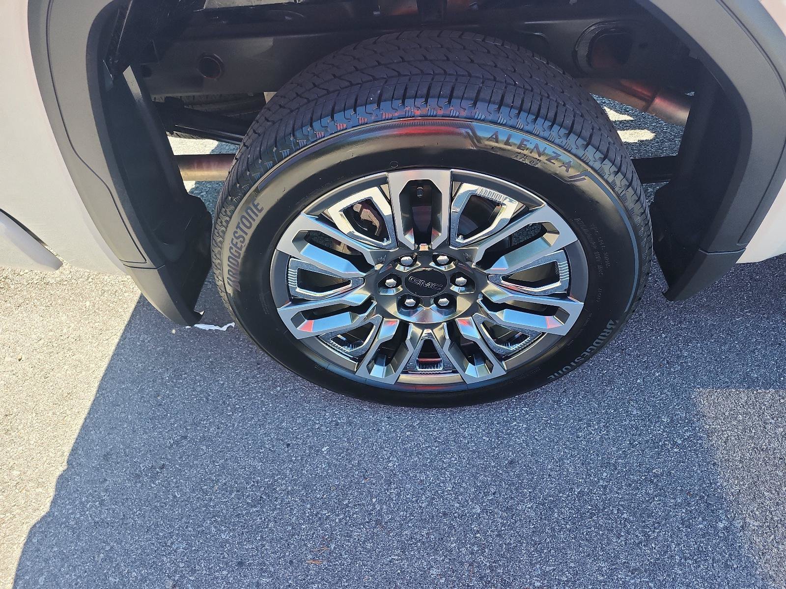 Certified 2024 GMC Sierra 1500 Denali Ultimate AWD/4WD image 6