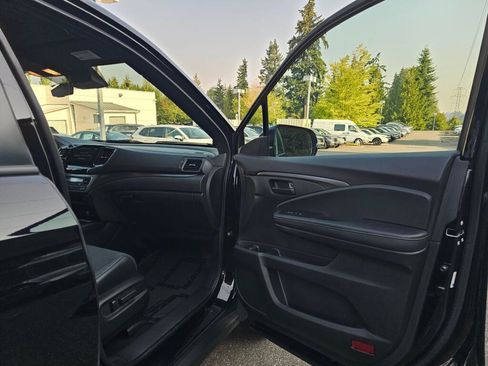 Certified 2023 Honda Passport EX-L image 12