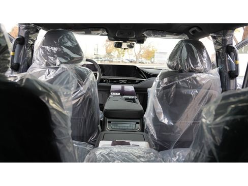 New 2026 INFINITI QX80 Autograph image 4