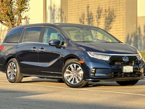 Certified 2022 Honda Odyssey EX-L image 2