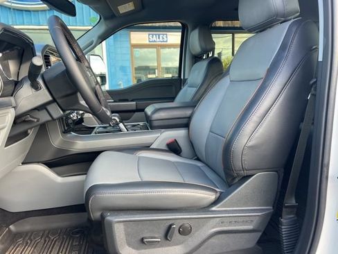 Used 2025 Ford F150 Lariat w/ Equipment Group 501A Mid AWD/4WD image 11