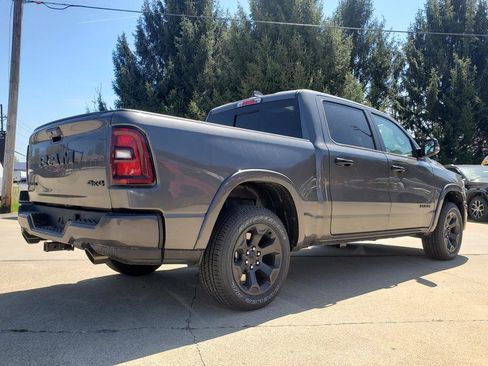 New 2026 RAM 1500 Big Horn AWD/4WD image 3