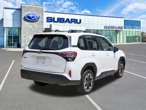 Used 2025 Subaru Forester AWD/4WD image 6
