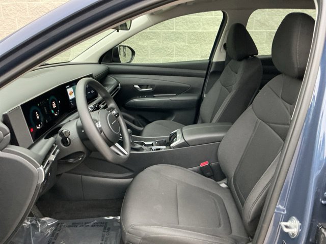 Certified 2025 Hyundai Tucson SE FWD image 13