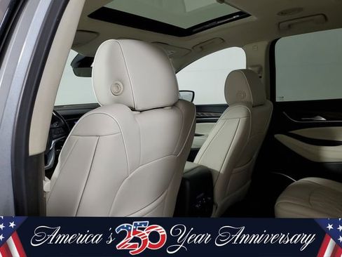 Used 2023 Buick Enclave Avenir w/ Avenir Technology Package AWD/4WD image 12