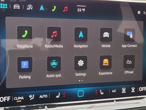 New 2025 Volkswagen Tiguan SE AWD/4WD image 32