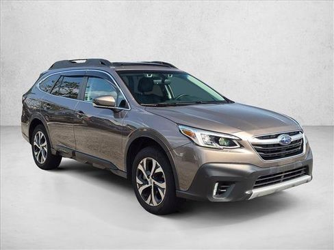 Used 2022 Subaru Outback Limited AWD/4WD image 3