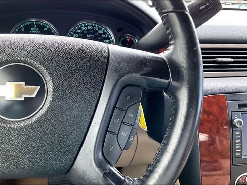 Used 2008 Chevrolet Avalanche LTZ w/ LTZ Preferred Equipment Group RWD image 25