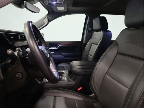 Used 2024 GMC Sierra 1500 Denali image 9