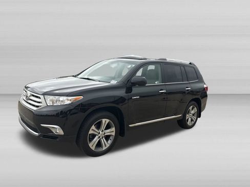 Used 2013 Toyota Highlander Limited AWD/4WD image 8