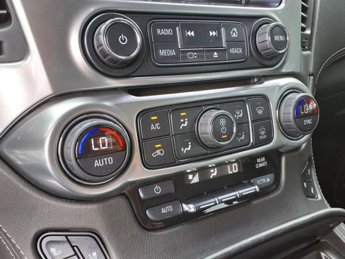 Used 2020 Chevrolet Tahoe Premier image 12