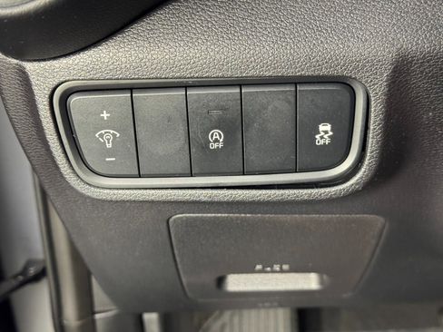 Used 2020 Kia Soul LX image 16